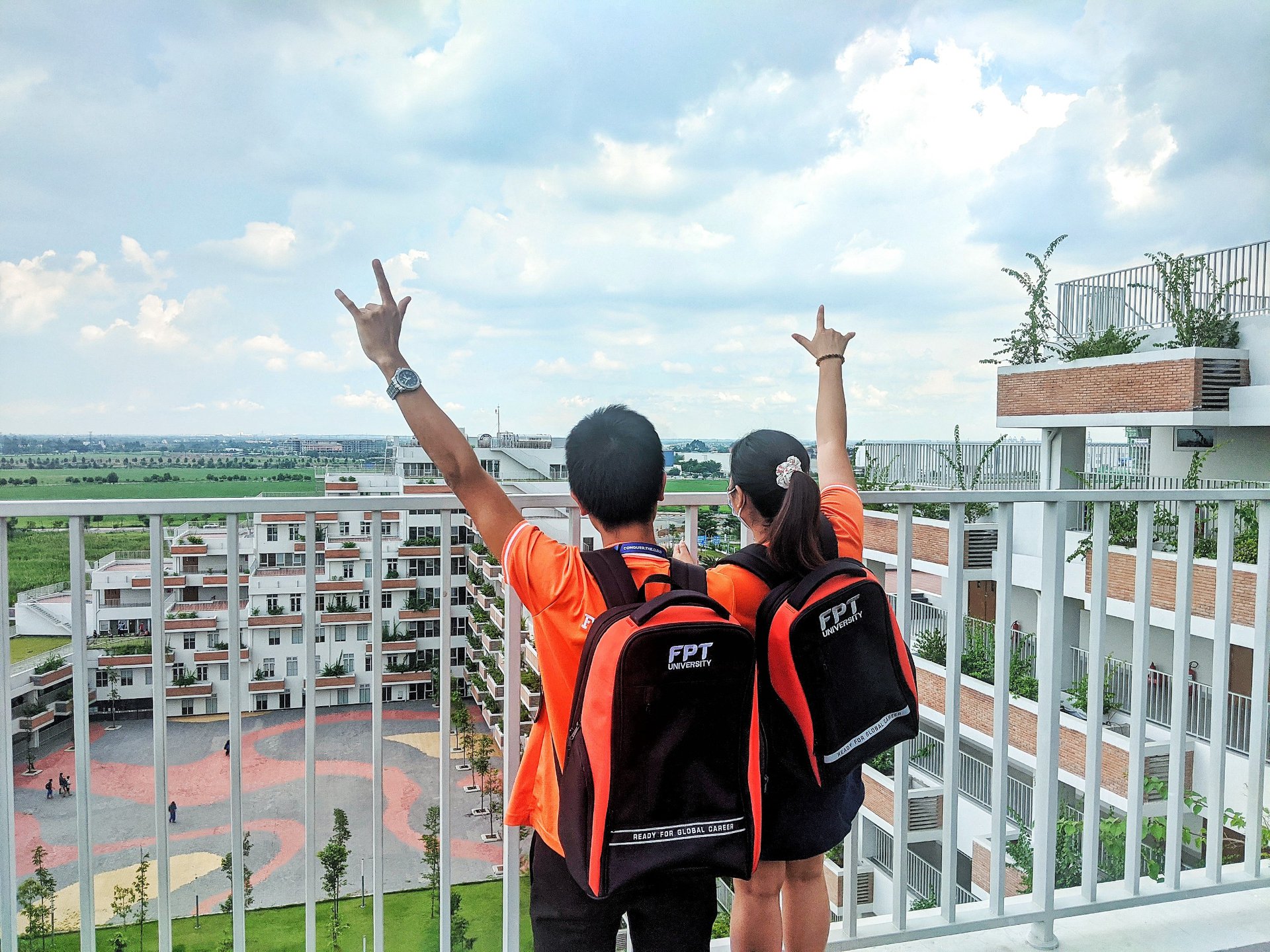 112915247 3294326297272775 4140537269293780463 N